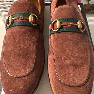 Gucci men shoe with horse